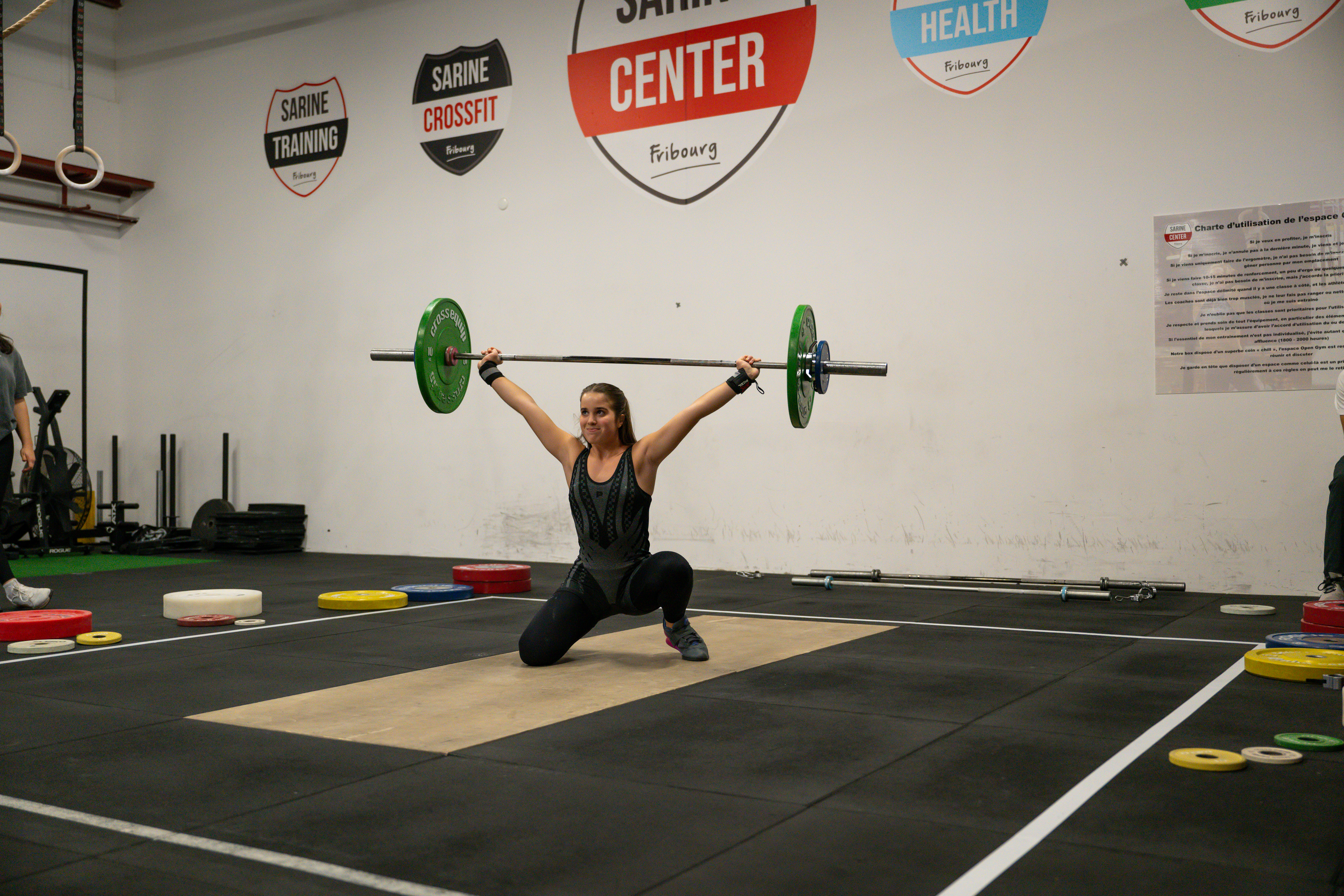 20241109 sarine barbel compete 042 DSC 4607